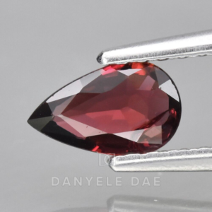Purplish Pink  Pear Natural Sapphire