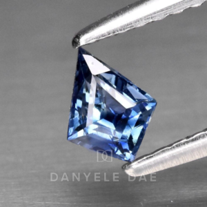 Green-Blue  Kite Natural Sapphire