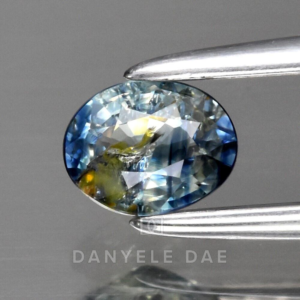 Green-Blue  Oval Sapphire (Unheated)