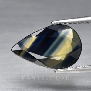 Bi-Color, Blue-Yellow  Pear Natural Sapphire